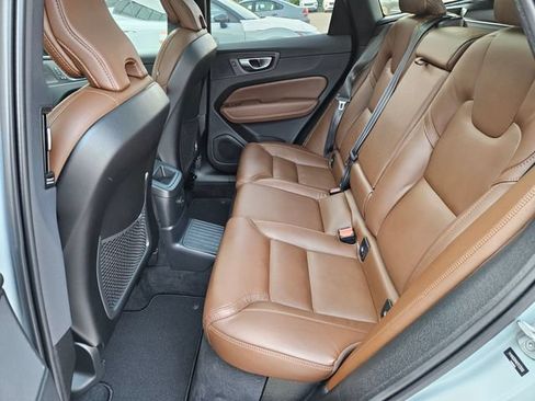 Certified 2024 Volvo XC60 T8 Ultimate w/ Climate Package AWD/4WD image 14
