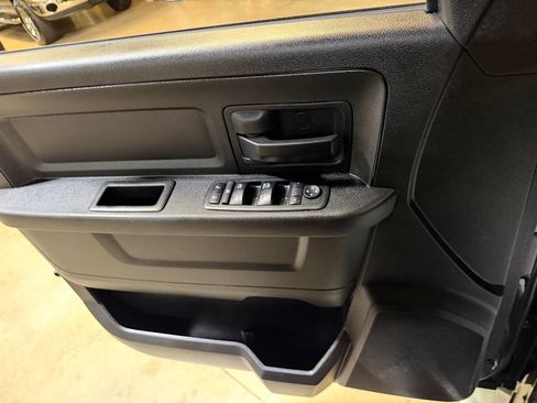 Used 2018 RAM 2500 Tradesman w/ Chrome Appearance Group AWD/4WD image 54