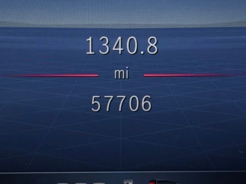 Used 2023 Mercedes-Benz C 300 4MATIC Sedan image 33