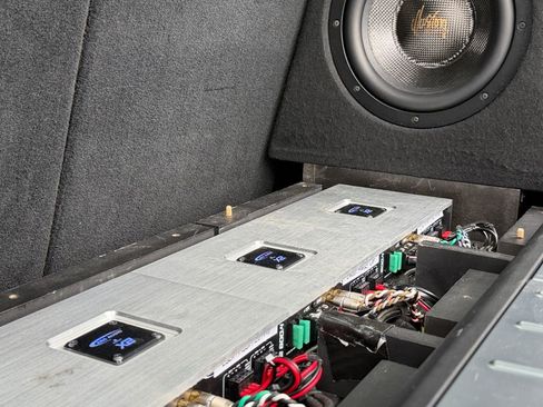 Used 2020 Tesla Model X Performance image 25