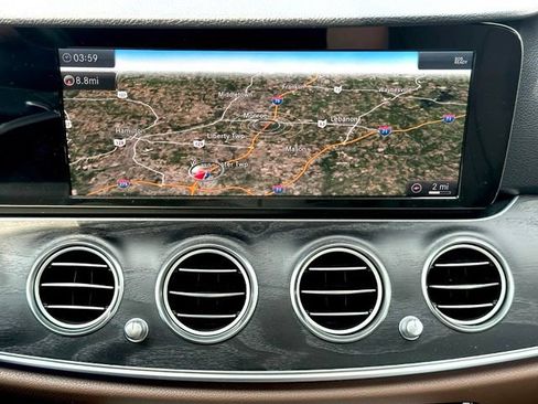 Certified 2017 Mercedes-Benz E 300 4MATIC image 26