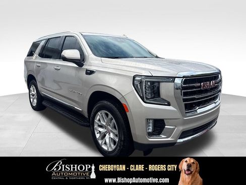 Used 2024 GMC Yukon SLT w/ SLT Luxury Package AWD/4WD image 13