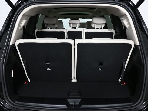 New 2026 Mercedes-Benz GLB 250 image 30