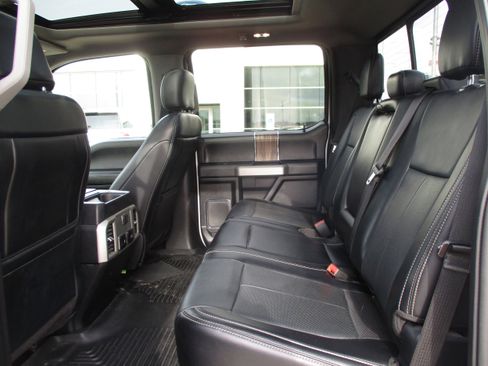 Used 2019 Ford F150 Lariat w/ Equipment Group 501A Mid AWD/4WD image 16