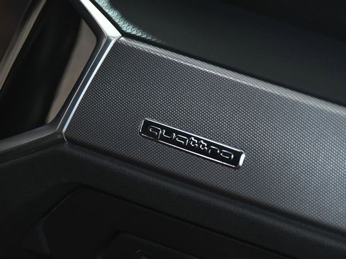 Used 2022 Audi Q3 2.0T Premium w/ Convenience Package image 51