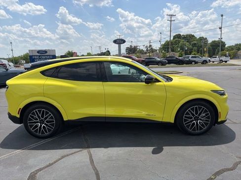 Used 2025 Ford Mustang Mach-E Premium RWD image 8