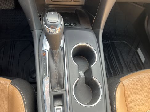 Used 2020 Chevrolet Equinox Premier image 25