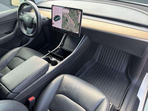 Used 2020 Tesla Model Y Long Range AWD/4WD image 25