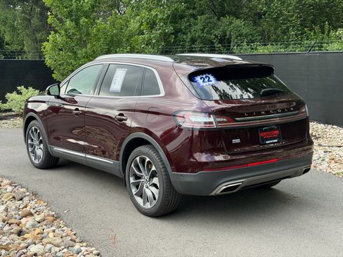 Used 2022 Lincoln Nautilus Reserve w/ Equipment Group 201A AWD/4WD image 3