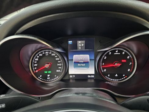 Used 2018 Mercedes-Benz C 300 Sedan w/ Premium Package image 31