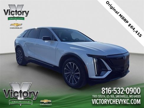 Used 2024 Cadillac Lyriq Sport image 8