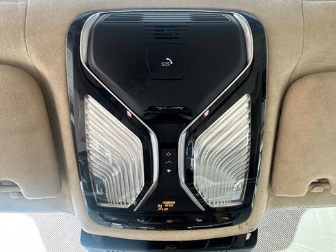 Used 2016 BMW 750i xDrive 750i xDrive AWD 4dr Sedan image 31