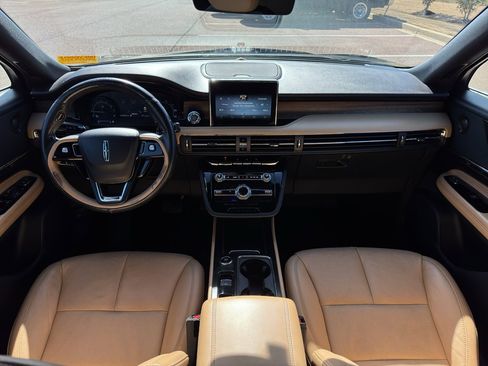 Used 2020 Lincoln Corsair Reserve w/ Equipment Group 201A image 19