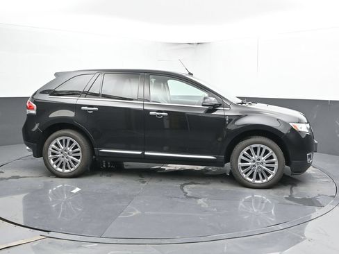 Used 2014 Lincoln MKX AWD w/ Equipment Group 102A image 3