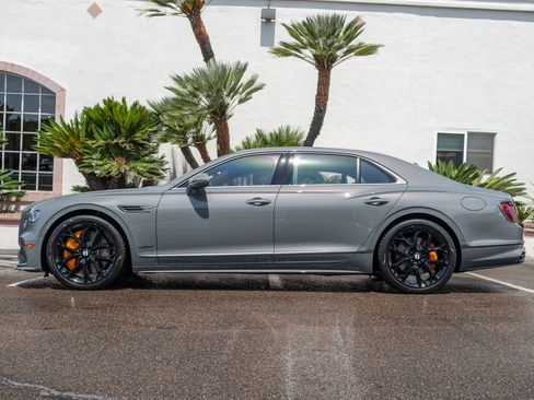 New 2026 Bentley Flying Spur Plug-In Hybrid AWD/4WD image 5