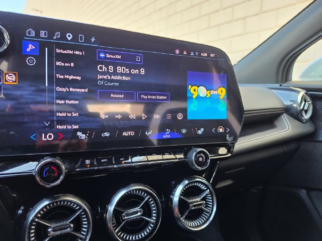 Used 2024 Chevrolet Blazer EV LT AWD/4WD image 55