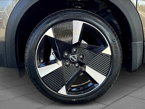 New 2026 Nissan Kicks SR image 11