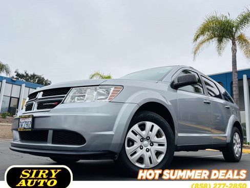 Used 2016 Dodge Journey SE w/ Flexible Seating Group FWD image 1