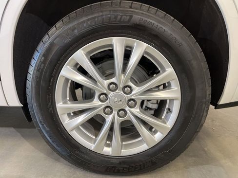 Certified 2024 Cadillac XT6 Luxury w/ LPO, Floor Liner Package image 10