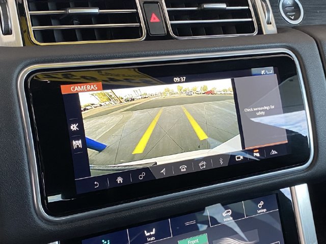 Used 2021 Land Rover Range Rover AWD/4WD image 24