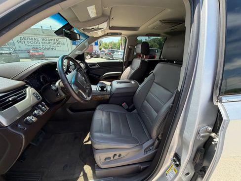 Used 2016 GMC Yukon Denali w/ Open Road Package AWD/4WD image 19