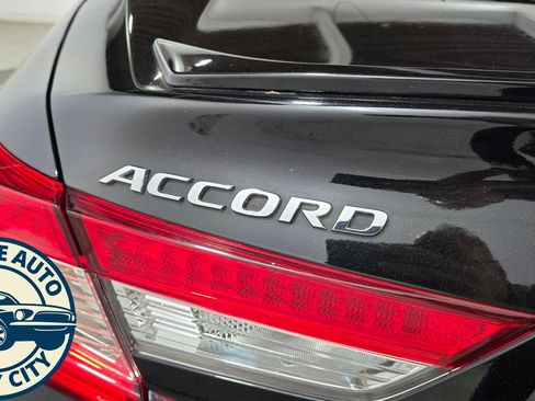 Used 2021 Honda Accord Sport image 29