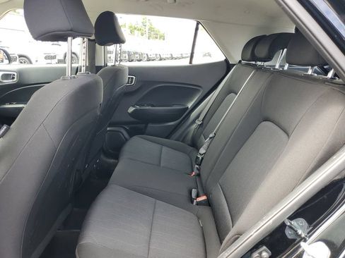 Used 2026 Hyundai Venue SE FWD image 7