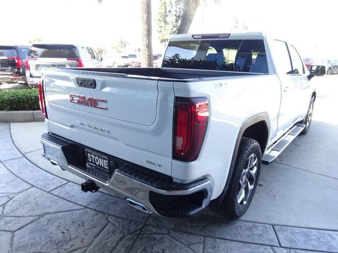 New 2026 GMC Sierra 1500 SLT AWD/4WD image 10