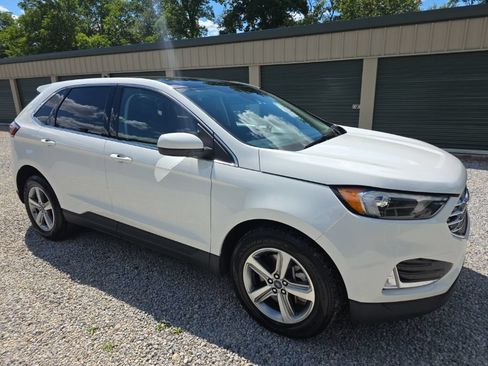 Used 2022 Ford Edge SEL w/ Convenience Package AWD/4WD image 9
