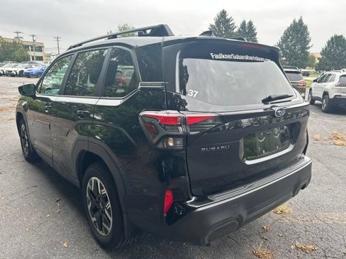 Used 2026 Subaru Forester Premium AWD/4WD image 6