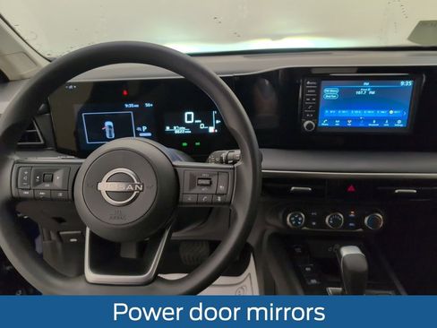 Used 2025 Nissan Kicks S image 24