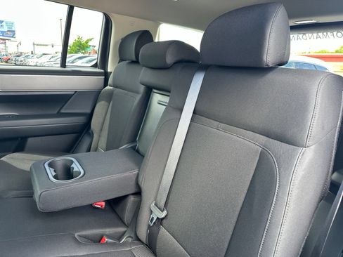 Used 2025 Hyundai Santa Fe SE AWD/4WD image 19