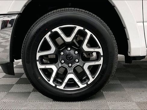 Used 2025 RAM 1500 Laramie image 10