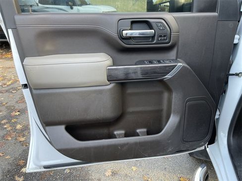 Used 2020 Chevrolet Silverado 2500 LTZ w/ LTZ Plus Package image 21