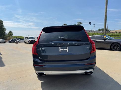 Used 2020 Volvo XC90 T6 Momentum AWD/4WD image 5