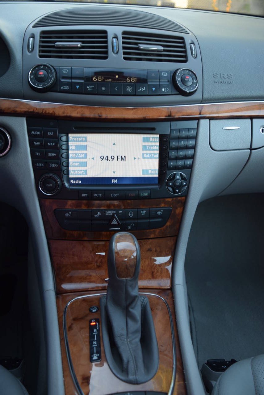 Used 2004 Mercedes-Benz E 500 Sedan image 23