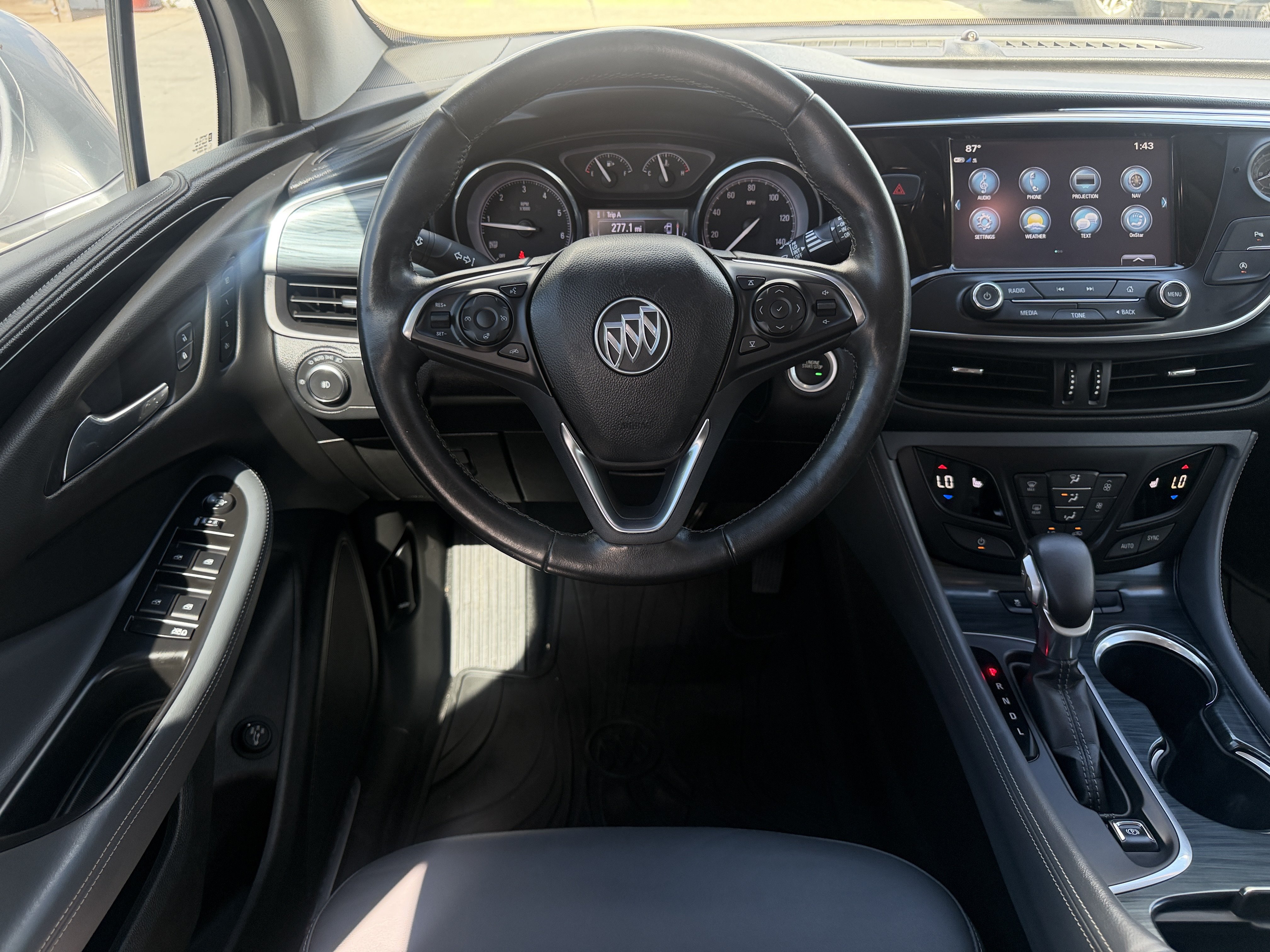 Used 2019 Buick Envision Essence FWD image 16