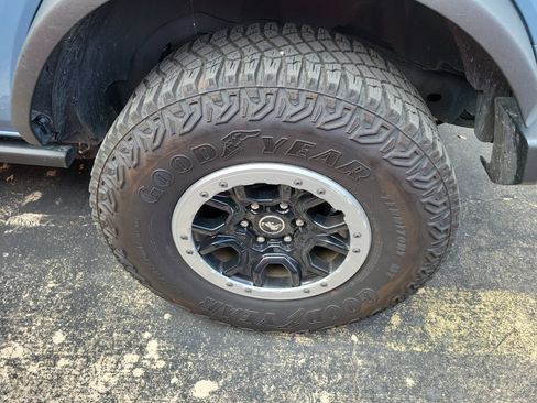 Used 2024 Ford Bronco Badlands AWD/4WD image 5