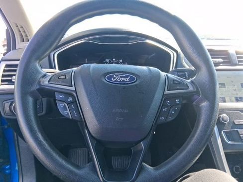 Used 2020 Ford Fusion SE image 14