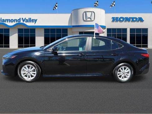 Used 2025 Toyota Camry LE w/ Convenience Package FWD image 9