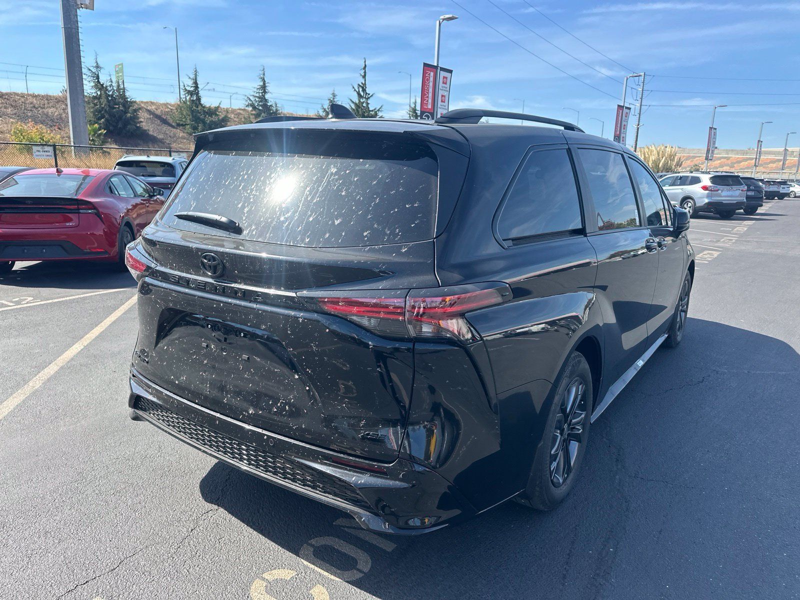Certified 2026 Toyota Sienna XSE AWD/4WD image 4