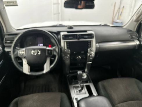 Used 2022 Toyota 4Runner Trail Special Edition AWD/4WD image 21