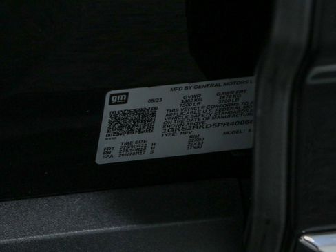 Used 2023 GMC Yukon SLT w/ SLT Premium Package AWD/4WD image 38