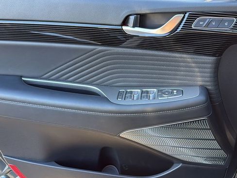 Used 2023 Hyundai Palisade Calligraphy image 24