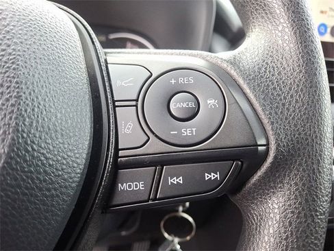 Used 2024 Toyota RAV4 LE image 21