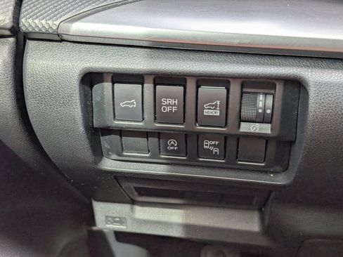 Used 2023 Subaru Forester Premium AWD/4WD image 20