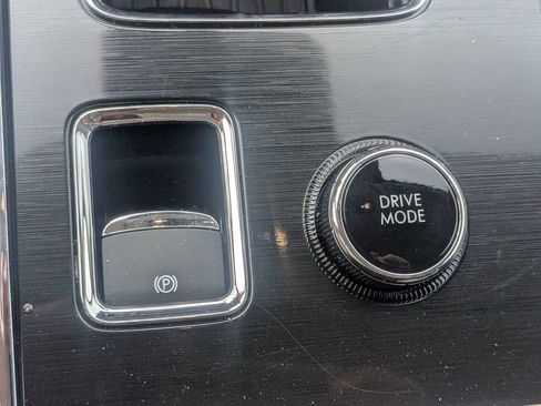 Used 2024 Lincoln Aviator Reserve w/ Equipment Group 201A AWD/4WD image 24
