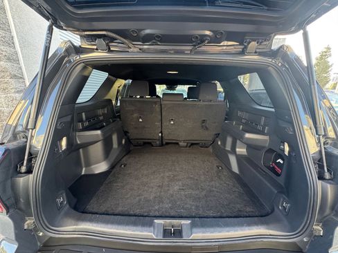 Used 2025 Toyota 4Runner TRD Off-Road image 31