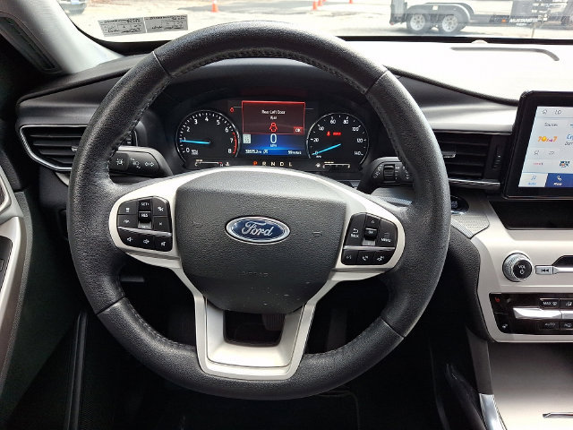 Certified 2024 Ford Explorer XLT w/ Equipment Group 202A AWD/4WD image 23