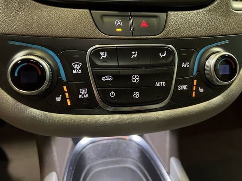 Used 2024 Chevrolet Malibu LT image 29